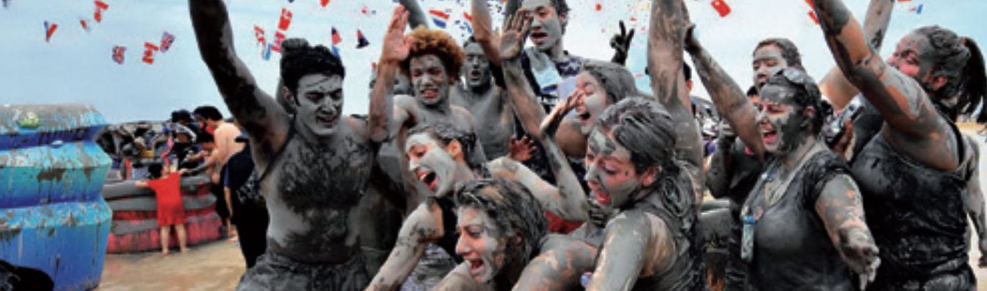 La folie du Festival des bains de boue de Boryeong